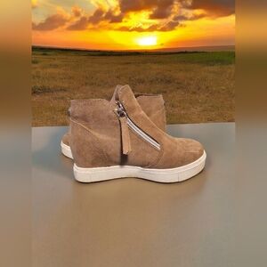 Girls Tan Steve Madden Booties